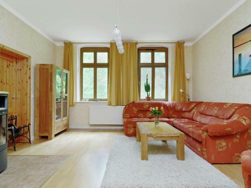 Modern Apartment In Furstenwalde With Private Garden