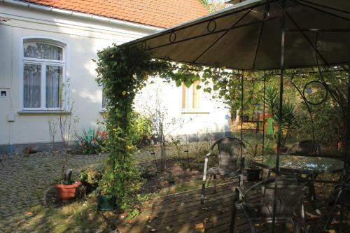 Apartamento Wellness-suiten Neuburxdorf