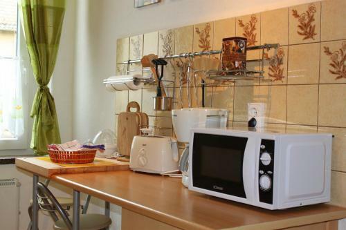 Apartamento Wellness-suiten Neuburxdorf
