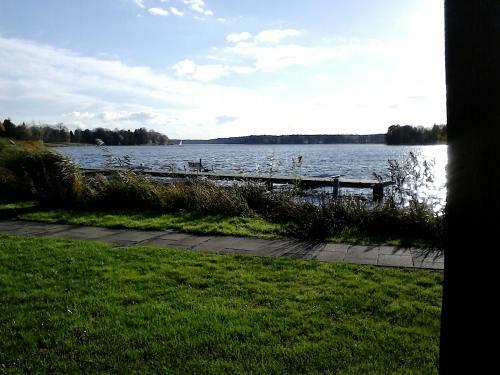 Ferienhaus Pauline Am See