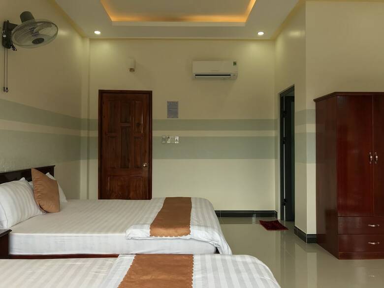 Hotel Quang Vinh Motel