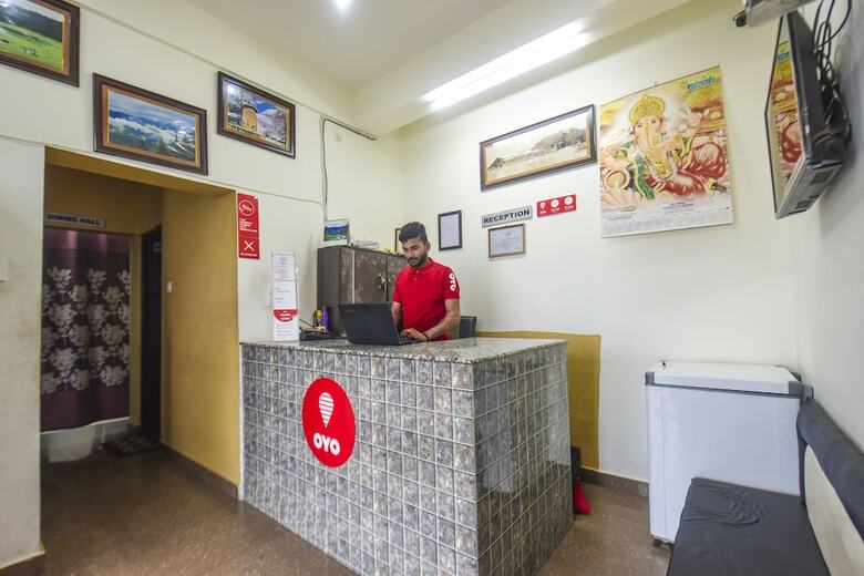 Oyo 12662 Hotel Granite Peak