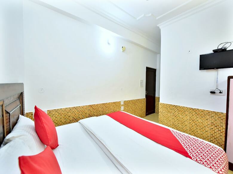Oyo 12443 Hotel Snowretreat