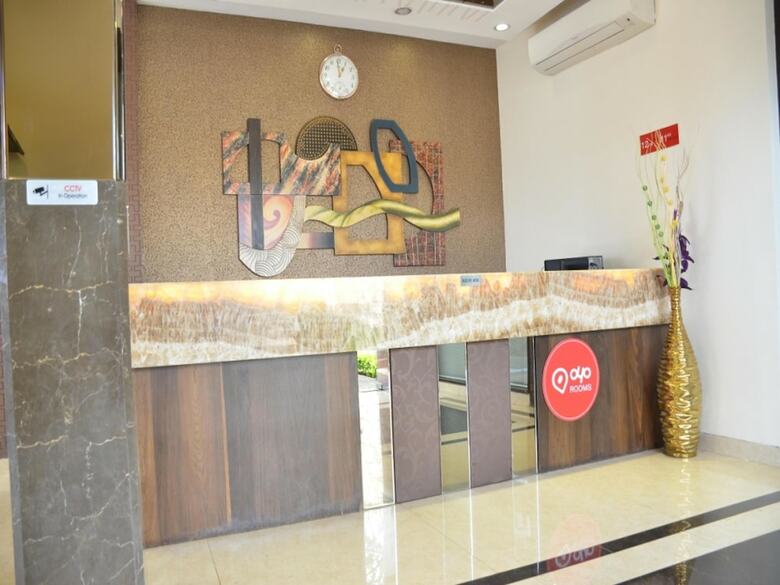 Oyo 2377 Hotel Residency