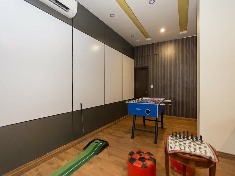 Oyo 2377 Hotel Residency