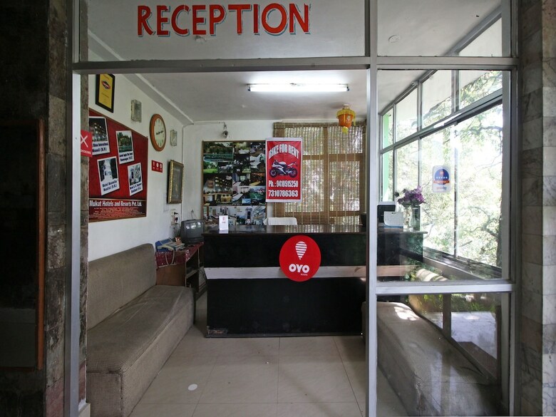 Oyo 13324 Hotel Anamika