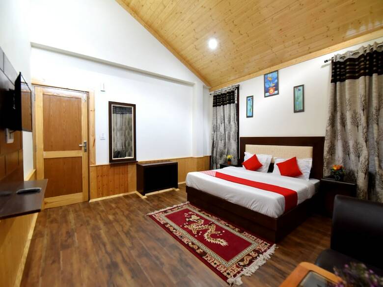 Hotel Oyo 13267 Hillside Valley