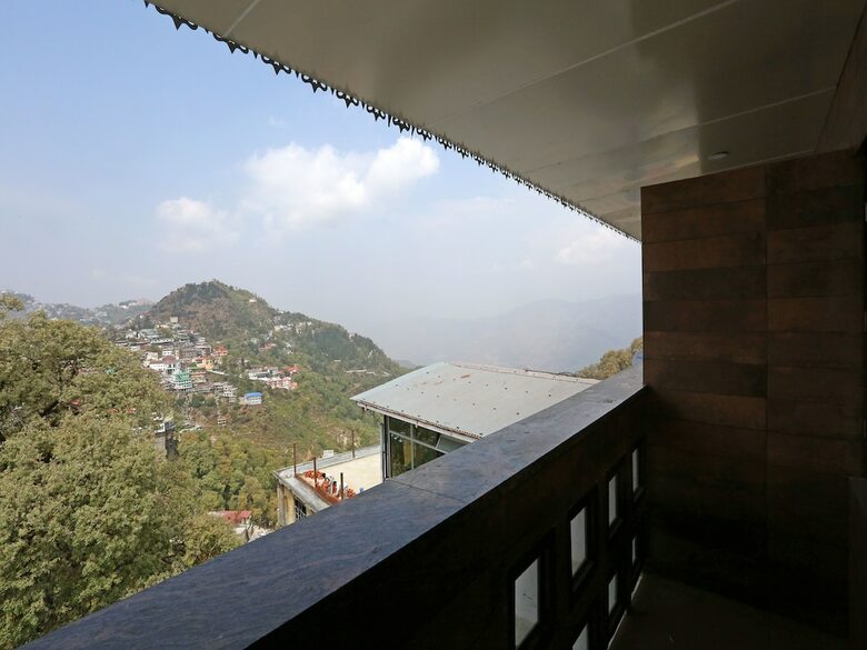 Oyo 13243 Hotel City Castle