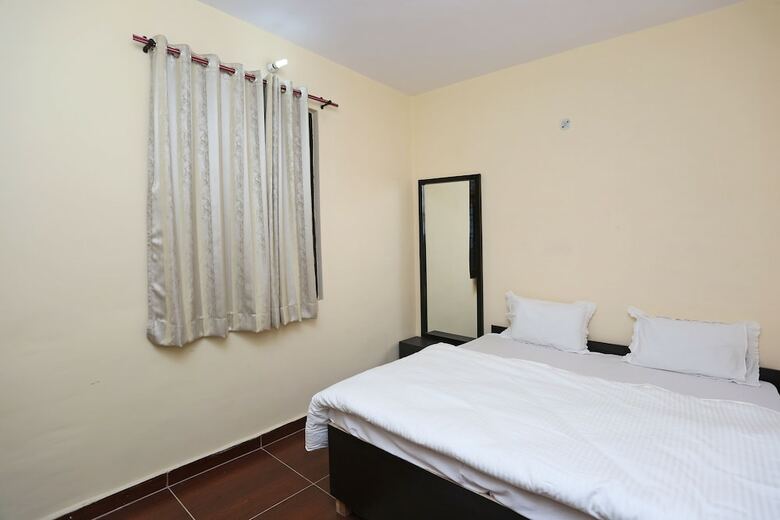 Hotel Oyo 12312 Home Lake View 2 Bhk Bhimtal