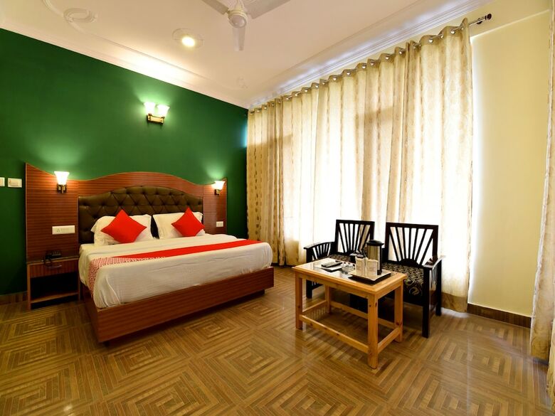 Hotel Oyo 13356 Himachal Heights