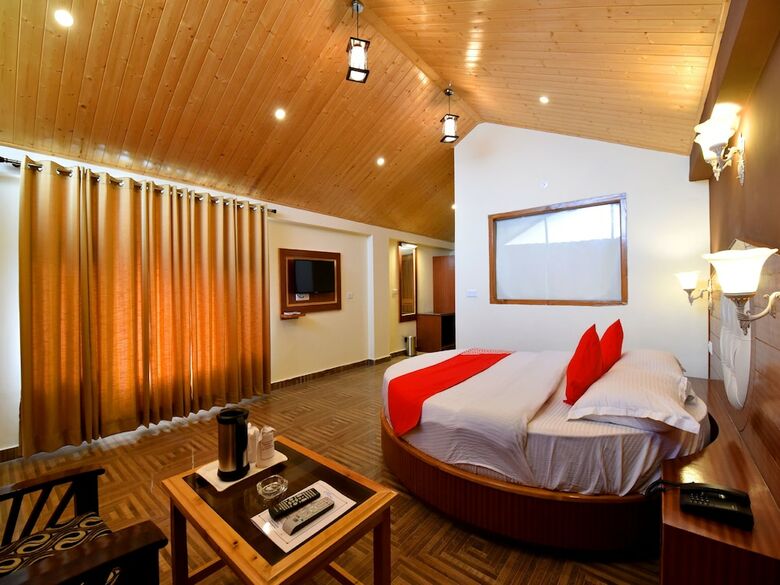 Hotel Oyo 13356 Himachal Heights