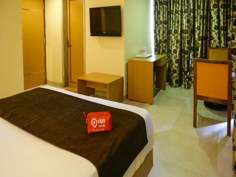 Oyo 878 Hotel Sunkissed Plaza