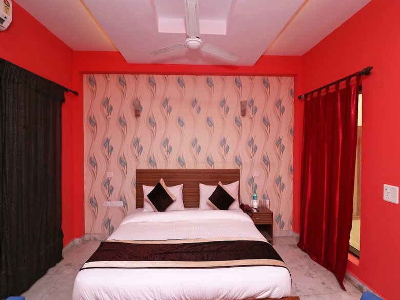 Hotel Oyo 13782 Om Villa