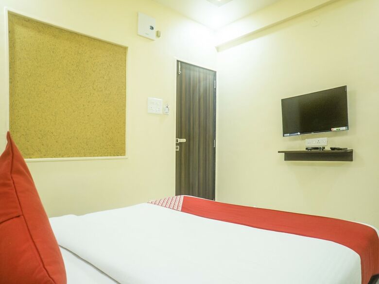 Hotel Oyo 11597 Aditi Executive