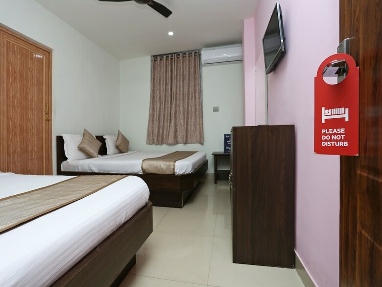 Hotel Oyo 13265 Aashray Guest House