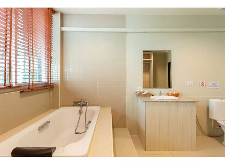 Hotel Thonglor Suites