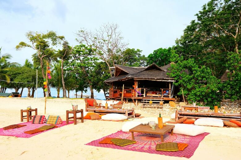 Hotel Bamboo Private Islands