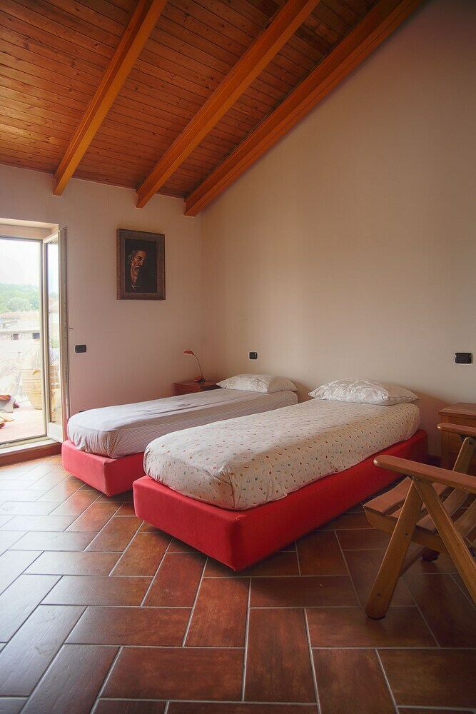 Bed & Breakfast La Casa Sui Tetti Da Pina