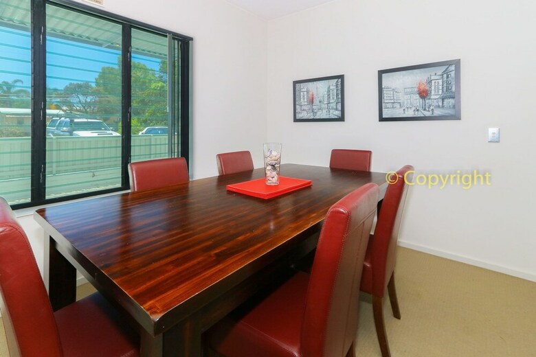 Serenity 3 Bedroom Holiday Apartment