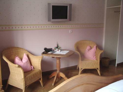 Hostal Gasthof & Weingut Zum Stern