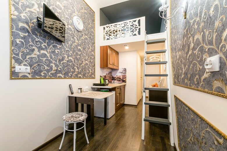 Sokroma Aristocrat Home Aparts