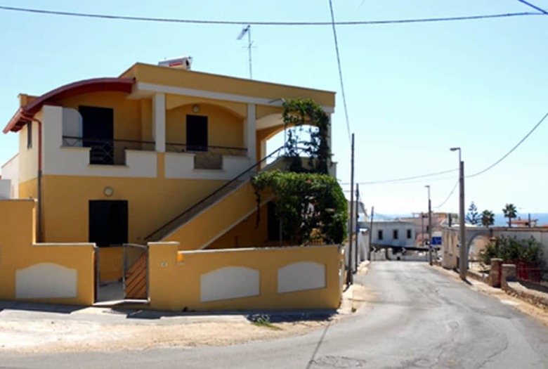 Apartamento Canarina Front Beach Attic