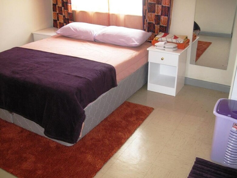 Bed & Breakfast Velvet House