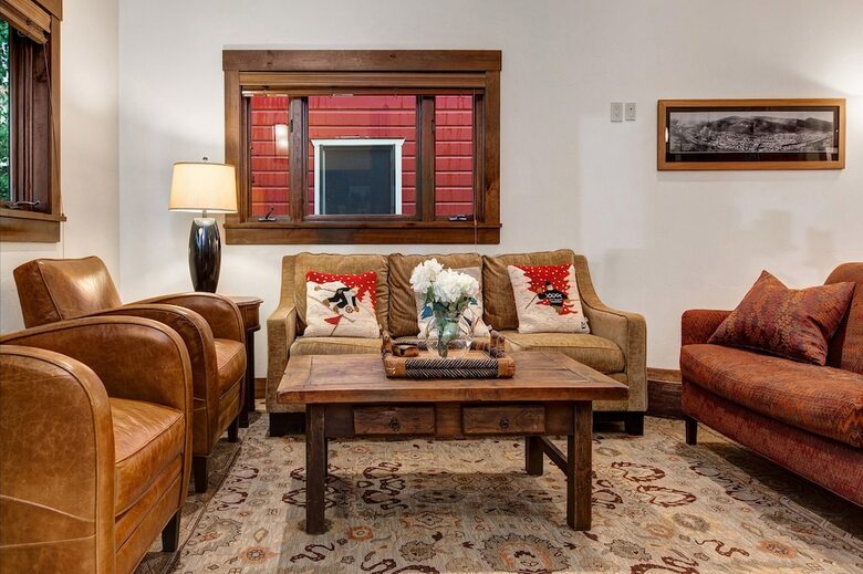Abode On Park Ave