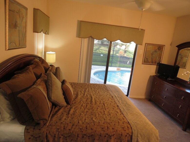 Kissimmee Area Deluxe Homes By Svv