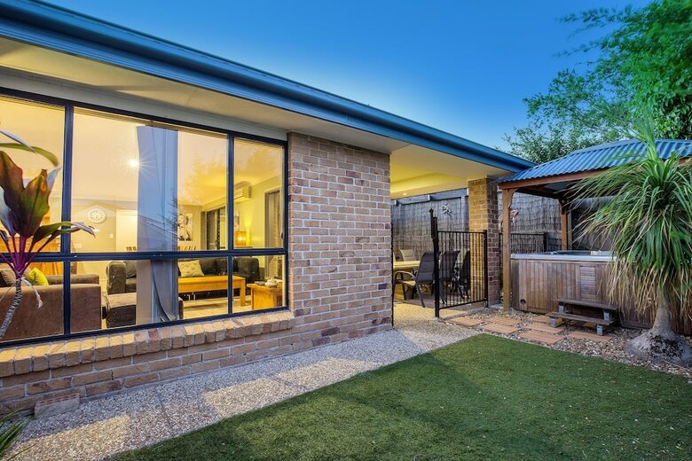 Anaheim Holiday Houses