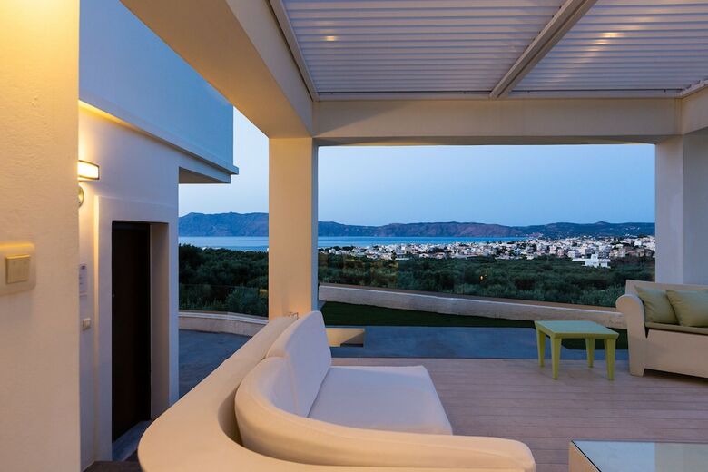 Villa Kissamos By Elea Luxury Villas