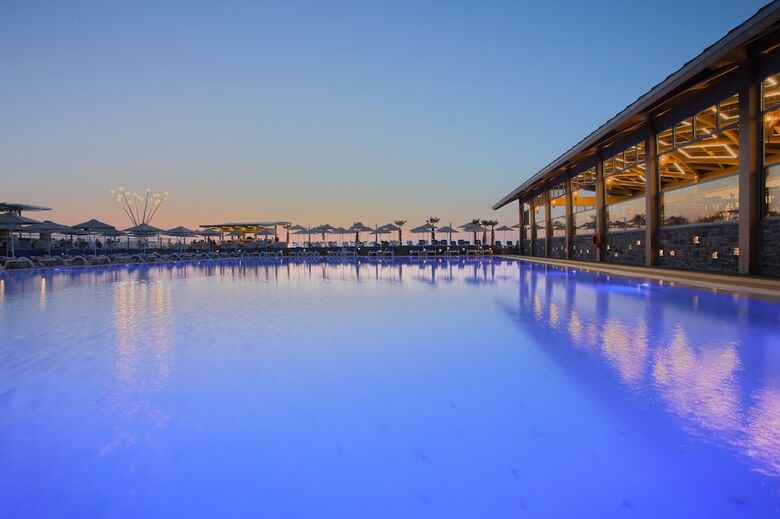 Hotel Arina Beach Resort
