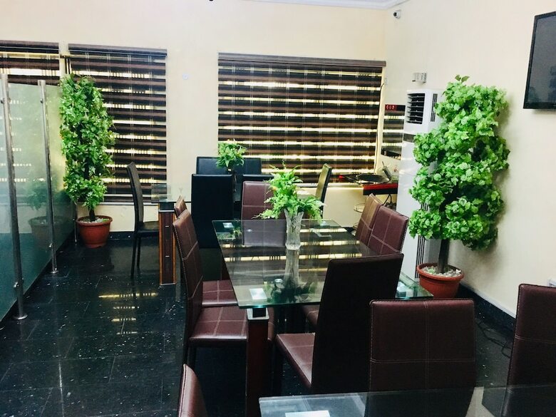 Hymax Grace Hotel And Suites