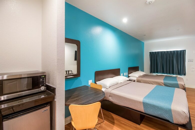 Motel 6 Houston, Tx - North