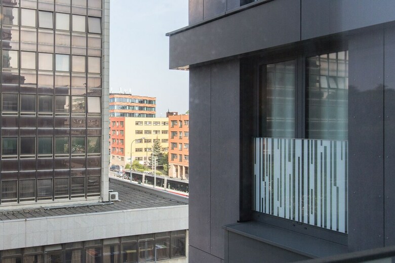 New Modern Apartment With Zizkov Parking