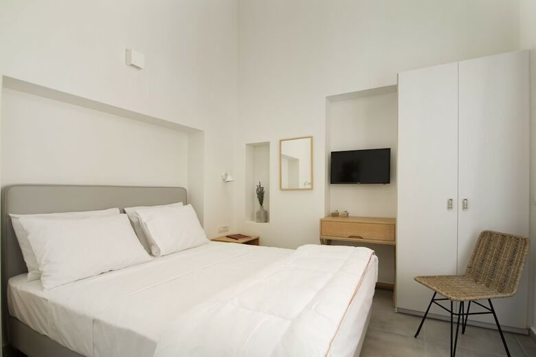 Apartamentos Vourkari Village