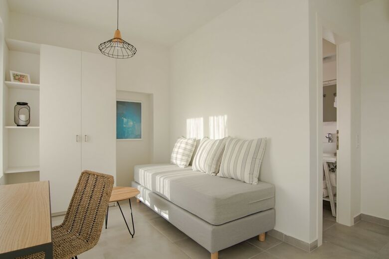 Apartamentos Vourkari Village