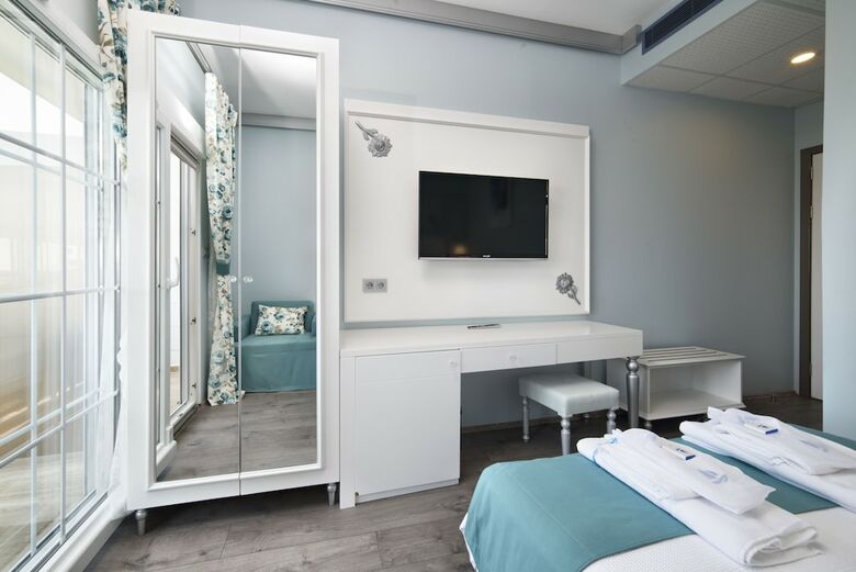 Hotel Sanli Beach Resort