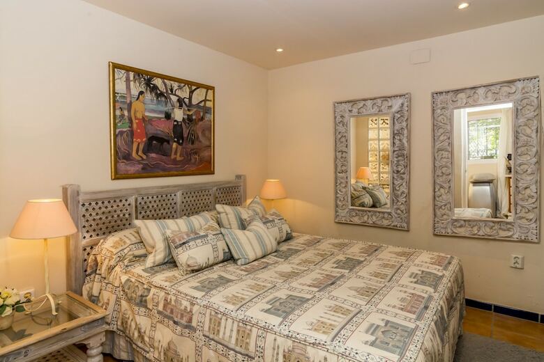 Lg-private Villa And Pool 100m To Beach