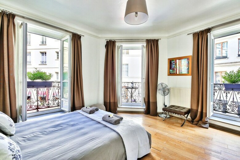 Apartamento Notre Dame - Typical Parisian Flat