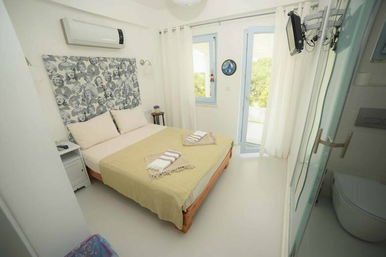 Hotel Aspasia House