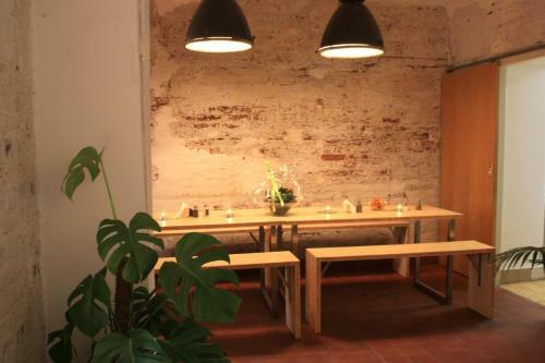 Hotel World House Wetten