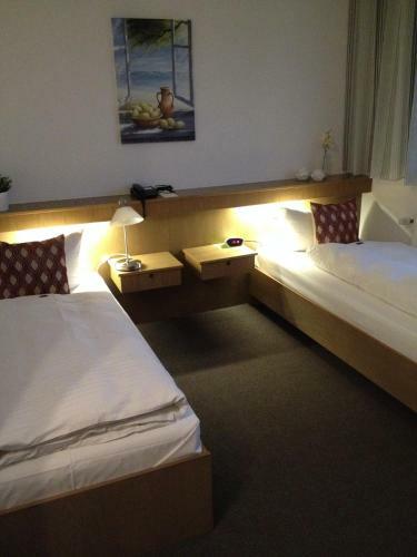 Hostal Stadthotel Am B�hnenhaus