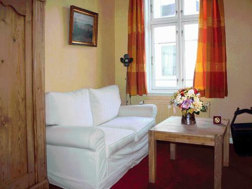 Hostal Kaffeehaus Und Konditorei Heldt