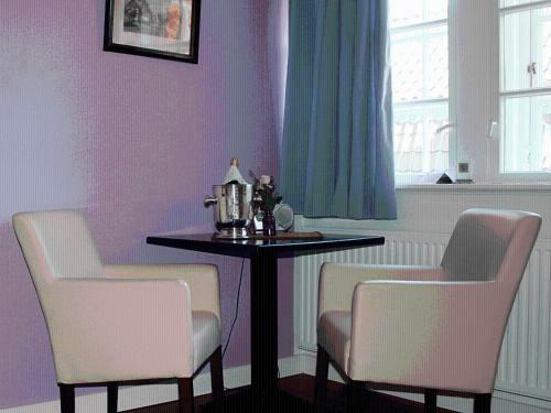 Hostal Kaffeehaus Und Konditorei Heldt