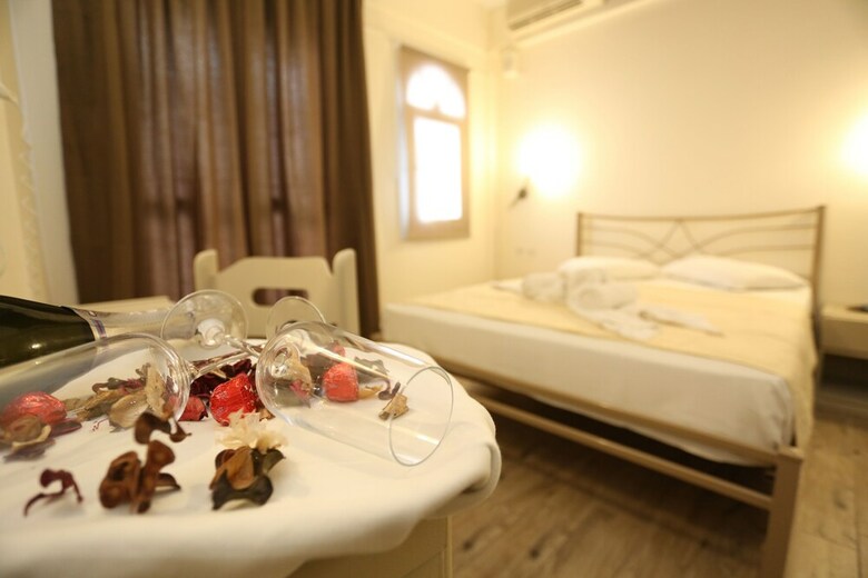 Summer Beach Hotel