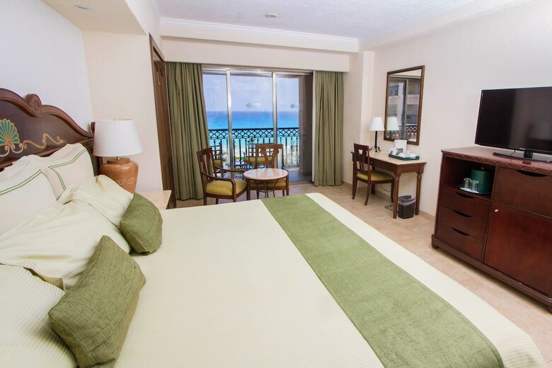 Hotel Club Gr Solaris Cancun - Premier All Inclusive