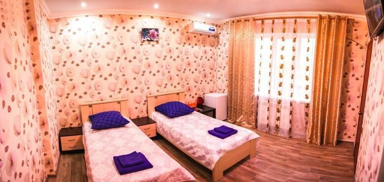 Hotel Mega
