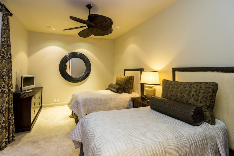 Villa Rat Pack Retreat - Four Bedroom Home