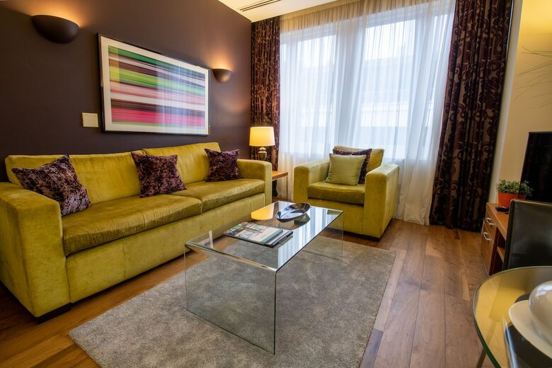 Aparthotel The Chambers - Park Place - Apartments